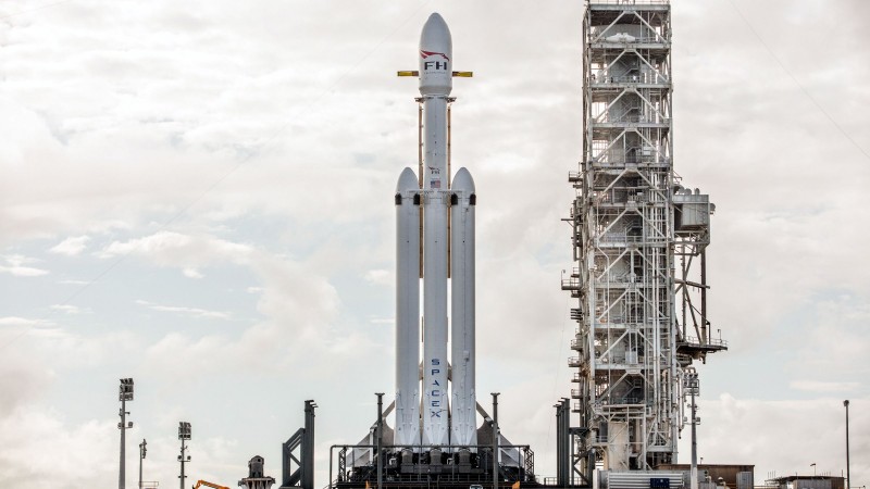 LIVE: Space X Launches Its Falcon Heavy Rocket